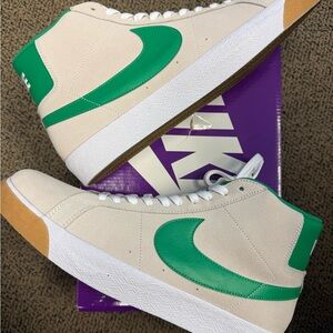 Nike SB Zoom Blazer Mid Lucky Green - and Cream High-Top Sneakers